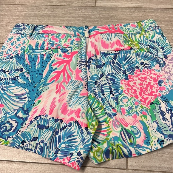 Lilly Pulitzer Shorts - Picture 4 of 4